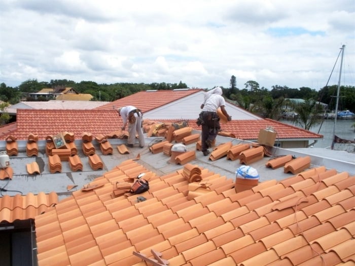 tile roofing install